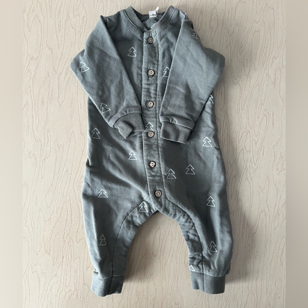 Quincy Mae 0-3 Months Tree Print Long Sleeve Onesie
